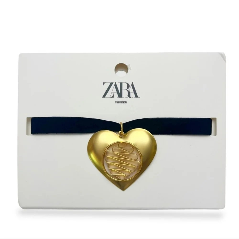 ZARA HEART GOLDEN VELVET CHOKER